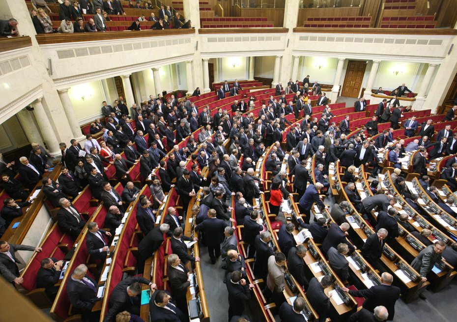 Верховна Рада пропонує ввести 20% податок на послуги Google, Facebook та Youtube